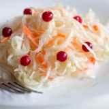 Kiseli kupus: koristi i šteti za organizam, da li je koristan za mršavljenje